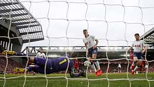 Liverpool yarışı bırakmıyor