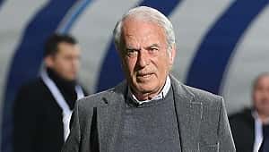 Mustafa Denizli istifa etmeyeceğini açıkladı