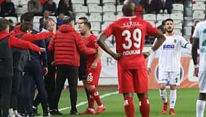 Sergen Yalçın ve Skubiç'e 2 maç ceza