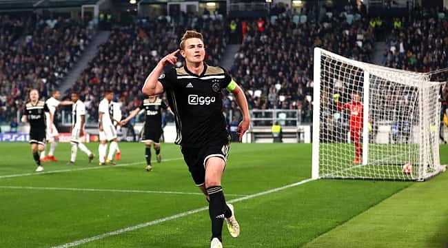 Ajax Juventus'u da şoka soktu