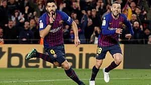 Barcelona Atletico engelini 2-0'la aştı