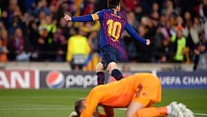 Barcelona Manchester'ı rahat geçti