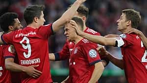 Bayern 10 kişiyle tur atladı