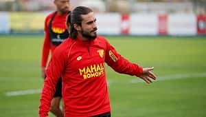 Göztepe'de Halil ve Alpaslan kadro dışı