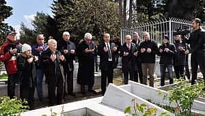 Hakkı Yeten anıldı