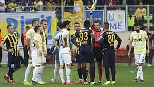 Tahkim Mehmet Ekici'nin cezasını onadı