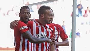 Antalyaspor Yeni Malatya'yı 3 golle geçti