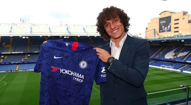 David Luiz imzayı attı