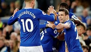 Everton rahat kazandı