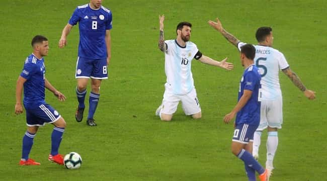 Arjantin Paraguay engelini aşamadı