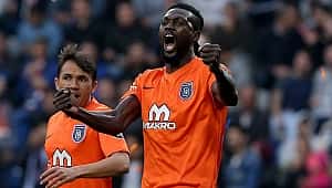 Başakşehir'den 4 futbolcuya teşekkür