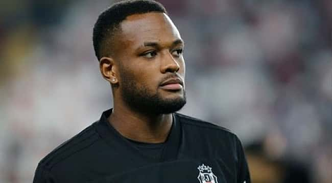 Beşiktaş Larin'i Waregem'e kiraladı