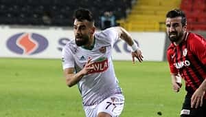 Murat Paluli Göztepe'de