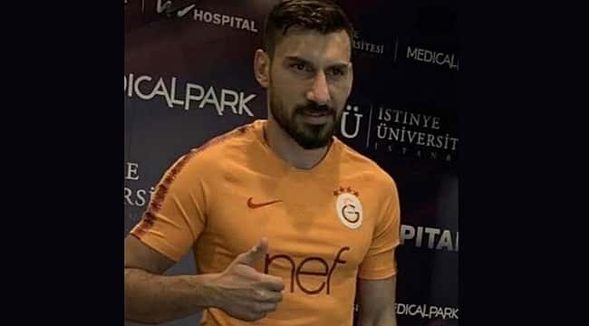 Şener Galatasaray formasını giydi