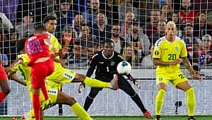 Tyler Boyd'dan tarihi gol