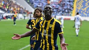 Denizlispor Hadi Sacko'yu transfer etti
