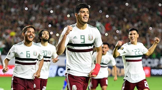 Diego Reyes'li Meksika finalde