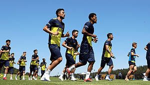 Fenerbahçe yeni transferleriyle çalıştı