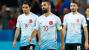 Galatasaray için Arda Turan ve Mehmet Topal iddiası