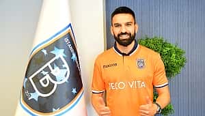 Muhammet Demir formayı giydi