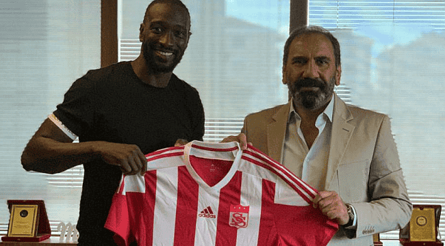 Mustapha Yatabare Sivasspor'da