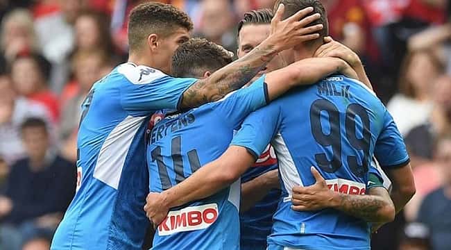 7 gollü müthiş maçta kazanan Napoli