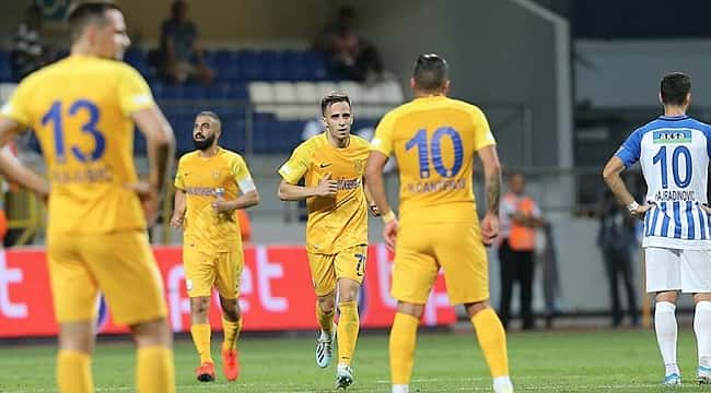 Ankaragücü Kasımpaşa'yı deplasmanda devirdi