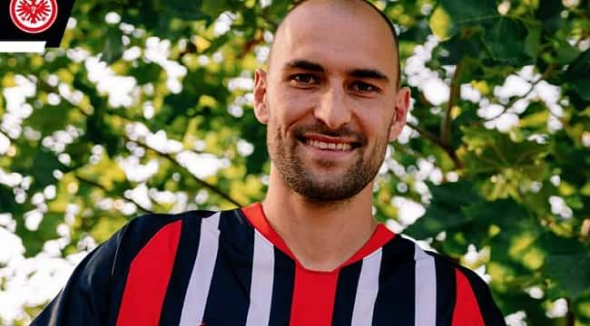 Bas Dost Eintracht Frankfurt'a transfer oldu