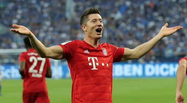 Bayern Münih Lewandowski'nin sözleşmesini uzattı