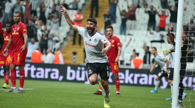 Beşiktaş Göztepe'yi 3 golle geçti