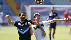 Bursaspor El Jadida'yı tek golle yendi