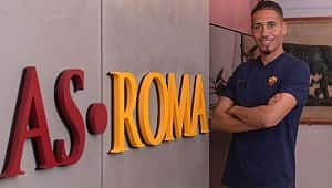 Chris Smalling Roma'ya transfer oldu