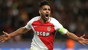 Galatasaray Falcao'yu bitiriyor