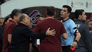 Ümit Davala yine kırmızı kart gördü