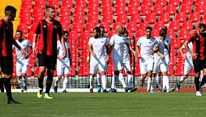 Akhisarspor liderlik koltuğunda