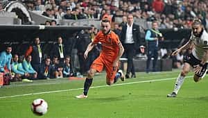 Beşiktaş Medipol Başakşehir'i konuk ediyor