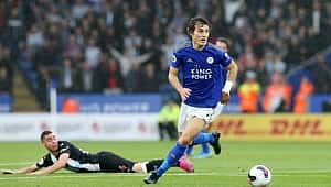 Çağlar'lı Leicester uçuşa geçti