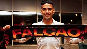 Falcao resmi imzayı attı