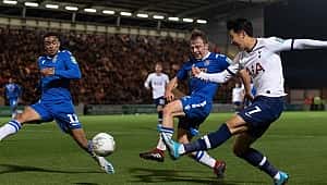 Tottenham'a Lig Kupası şoku