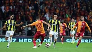 Türkiye Süper derbiyi bekliyor