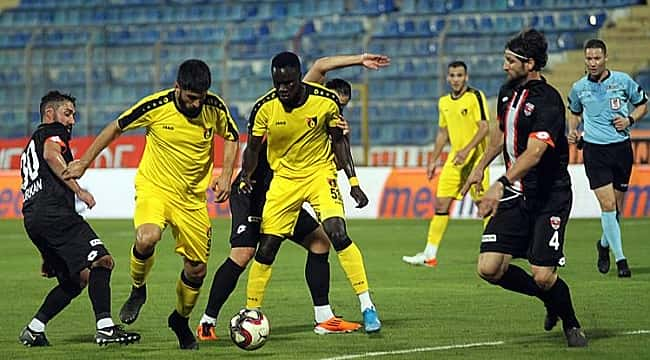 Adanaspor ve İstanbulspor birer puanla ayrıldı