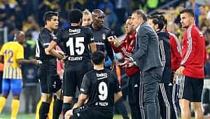 Beşiktaş kadro kurmakta zorlanıyor