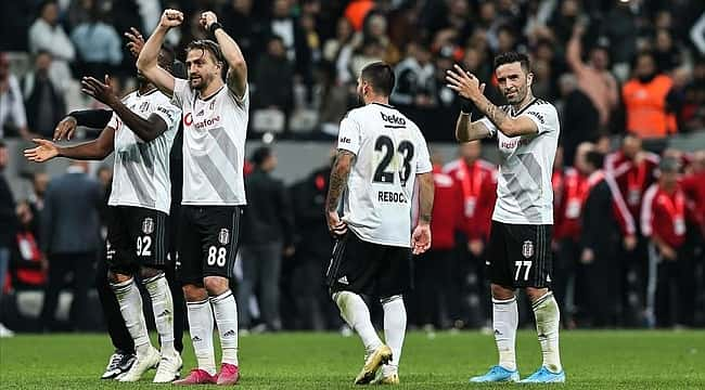 Beşiktaş'ta derbiyle birlikte moraller yerine geldi