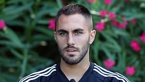 Beşiktaş'ta Victor Ruiz sakatlandı