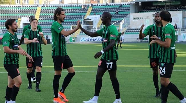 Denizlispor Altınordu'yu farklı yendi