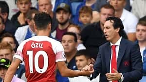 Emery'den Mesut Özil'e açık kapı
