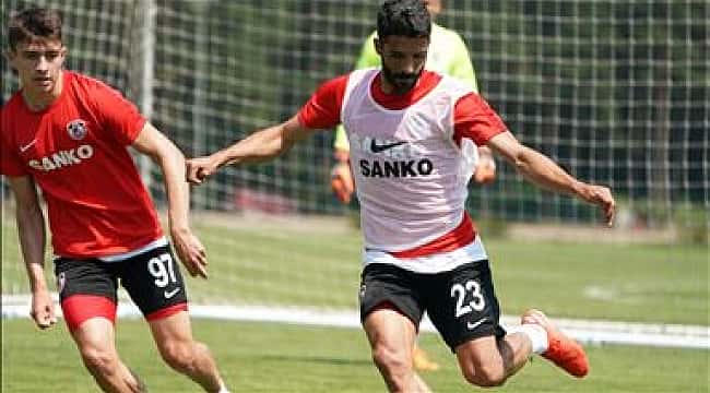 Gaziantep FK'de Mehmet Erdem Uğurlu sakatlandı