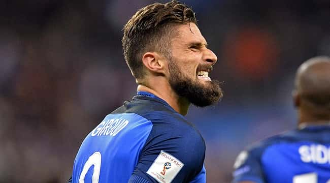 Giroud: Ben dini inançları olan bir adamım