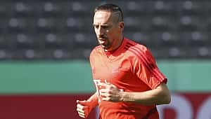 Hakemi iten Frank Ribery'ye 3 maç ceza