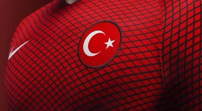 Paris'te final gibi maç: Fransa - Türkiye